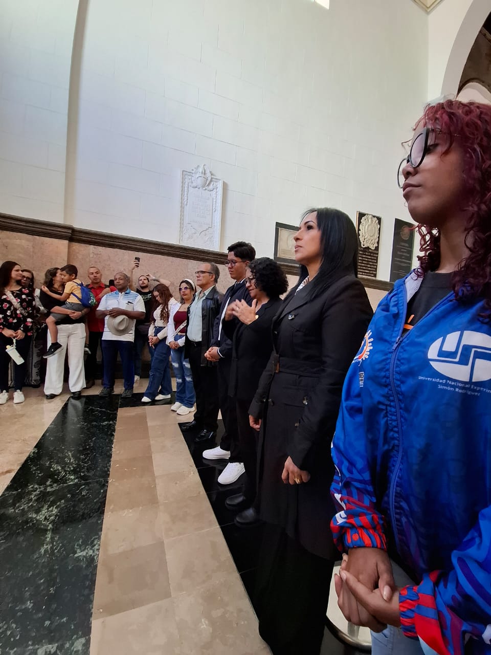 Ofrenda en el Panteón Nacional a los restos mortales de nuestro maestro epónimo Simón Rodríguez, 24 enero 2026, en el Actos del 52° aniversario UNESR.